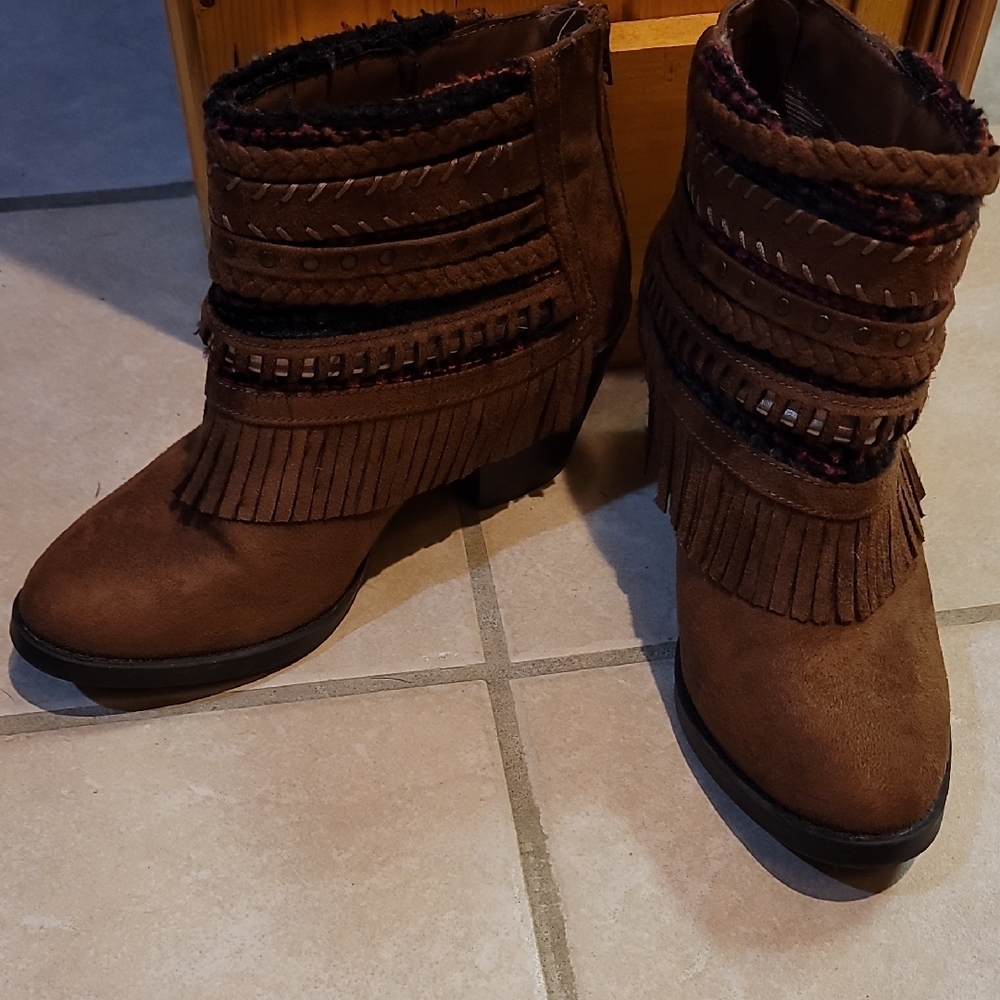 Mudd Brown Fringe Ankle Booties with Stacked Heel